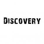 Logo con la scritta 'DISCOVERY' in caratteri neri su sfondo bianco.